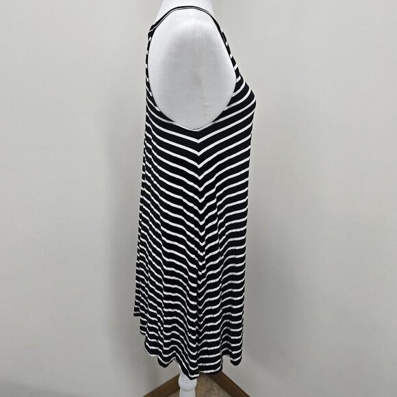 Old Navy Suspended Neck Swing Dress Women's Size M Striped Black White Stretch - Picture 2 of 9